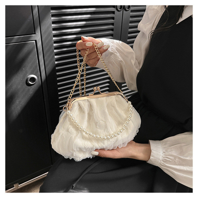 2024 NEW RETRO FAIRY SOLID COLOR SMALL BAG WHITE HAND HAND BAG PEARL 여자들의 직선 직물