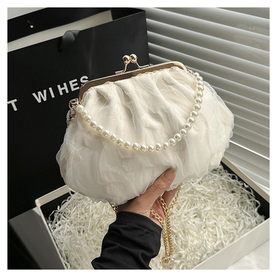 2024 NEW RETRO FAIRY SOLID COLOR SMALL BAG WHITE HAND HAND BAG PEARL 여자들의 직선 직물