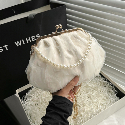 2024 NEW RETRO FAIRY SOLID COLOR SMALL BAG WHITE HAND HAND BAG PEARL 여자들의 직선 직물