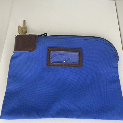 예금 은행 지퍼 가방 두 개의 열쇠와 함께 ID 가방 청구서 가방 은행 철수 가방