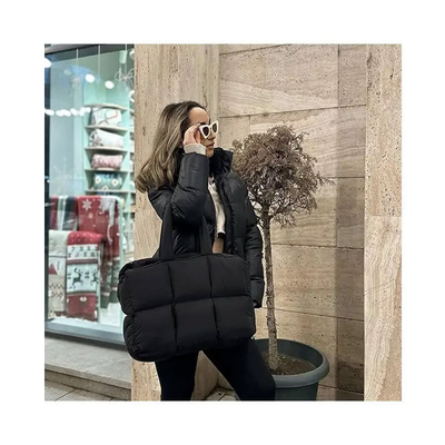여성용 패션 펄피 쿼티드 가방 OEM 및 ODM 서비스로 가방 사용자 정의
